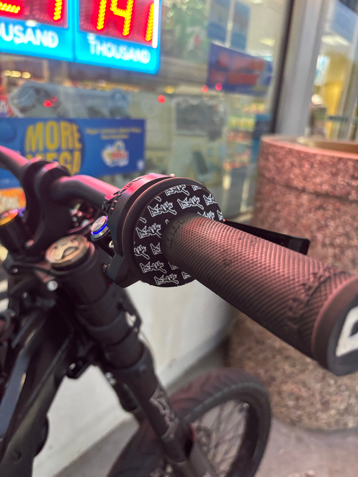 Peak Grip Donuts